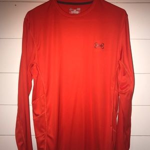 Under armour loose fit heat gear shirt